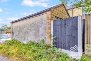 Photo 19- click for photo gallery